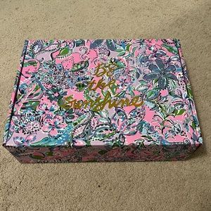 Lilly Pulitzer Be the Sunshine Box